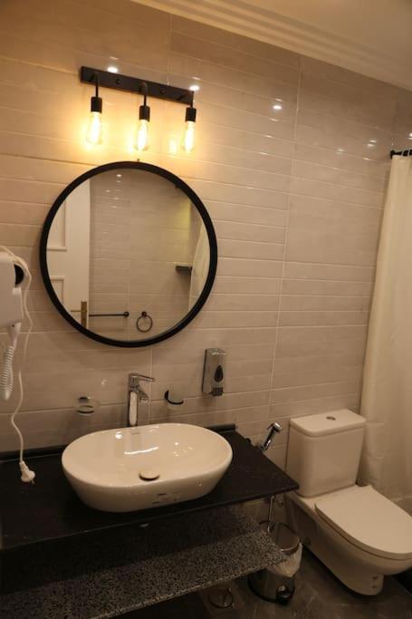 Modern 2Br Apt In Downtown - Mint Stays 42 * Cairo